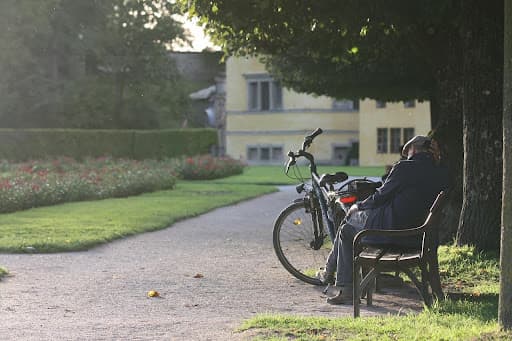 Più anni di matrimonio si sono trascorsi insieme, più è utile l’intervento dell’investigatore privato per determinare l’addebito della separazione e gli accordi economici tra ex-coniugi.